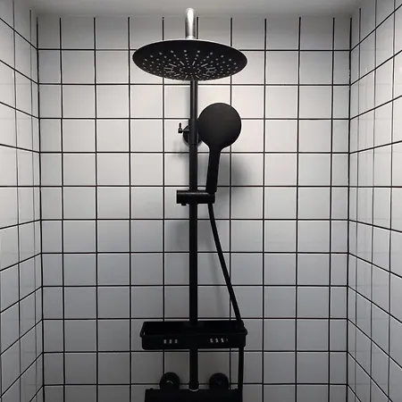 Unique Room In Monumental Former Bathhouse * 암스테르담